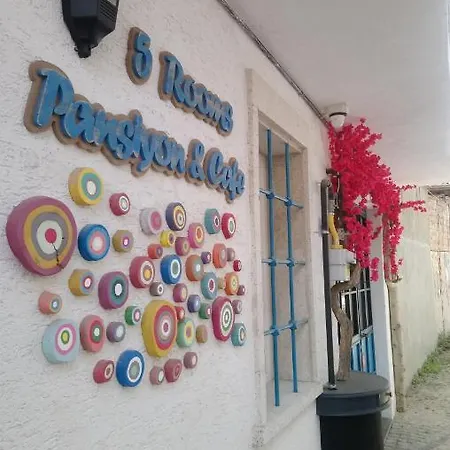 5roomspansiyon Homestay *