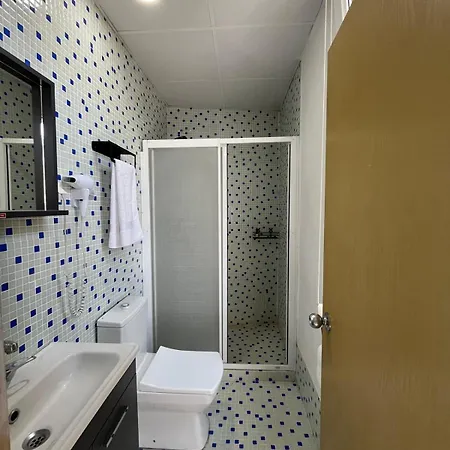 Δωμάτια σε οικογενειακή κατοικία 5roomspansiyon