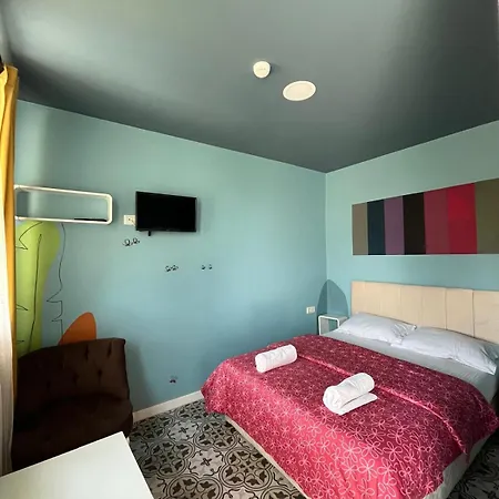 홈스테이 5roomspansiyon *