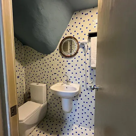 홈스테이 5roomspansiyon *